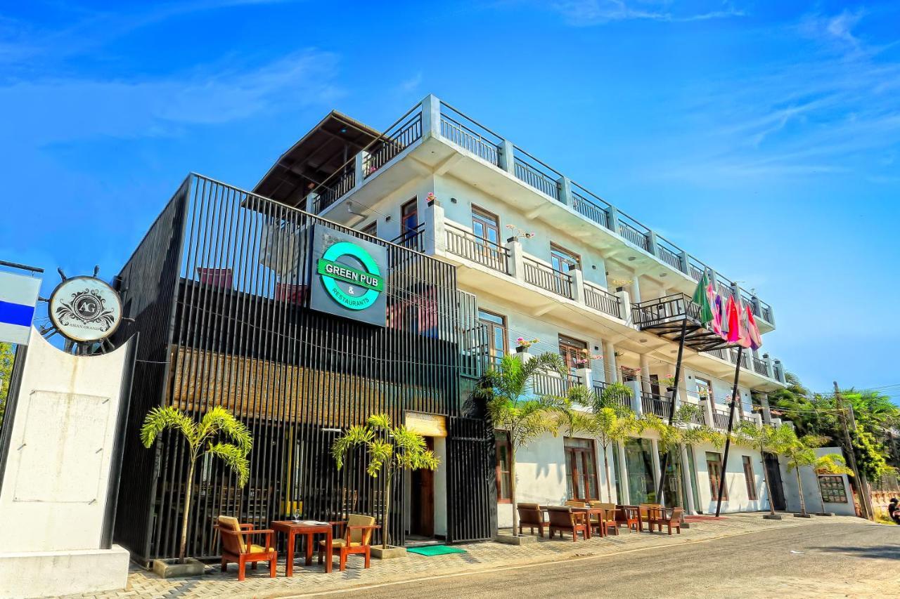 Asian Grand Hotel Negombo Dış mekan fotoğraf