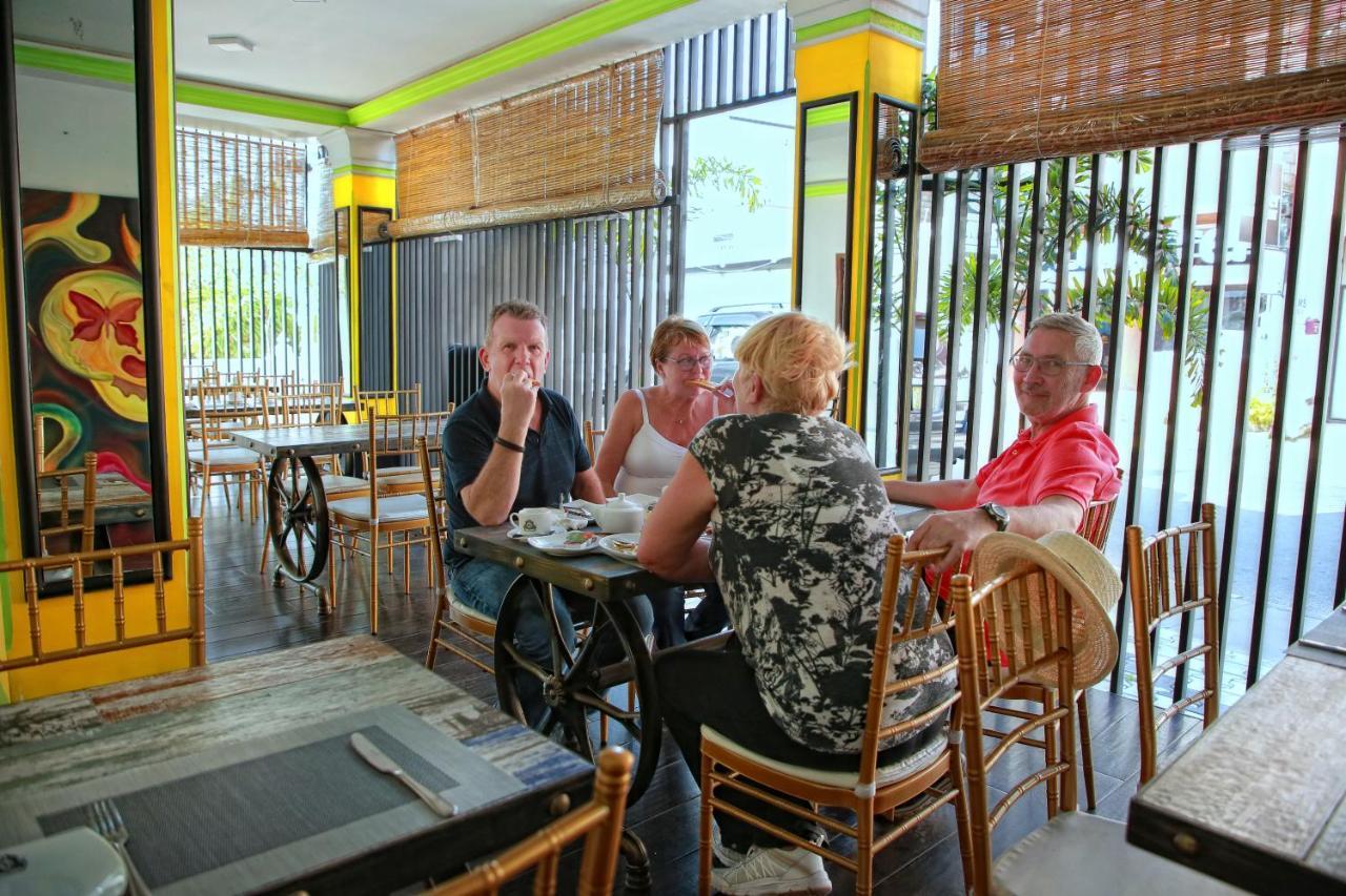 Asian Grand Hotel Negombo Dış mekan fotoğraf